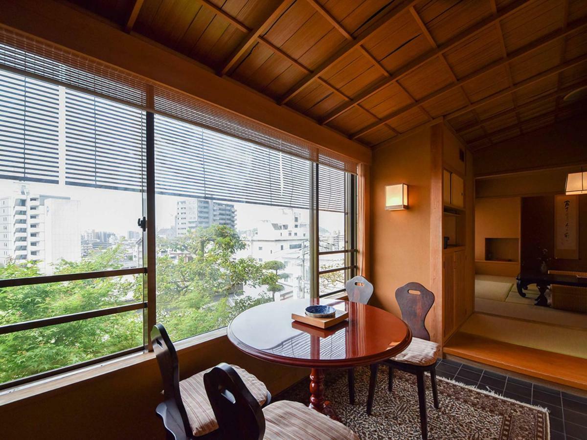 Yamatoya Besso Hotel Matsuyama  Bagian luar foto